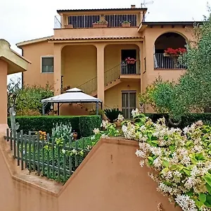 Casa Piras Italia