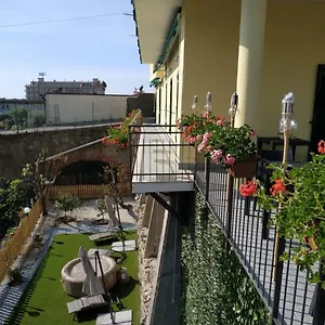 *** Hotel apartamentowy Casa Delle Ginestre Bike Włochy